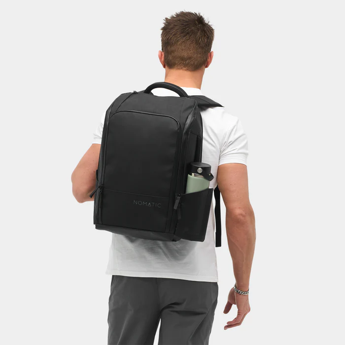 EDBK25-BLK-02_Backpack20L_Black_OM_NOMATIC_13