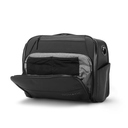 EDMB15-BLK-02_MessengerBag_Nomatic_Open Messenger bag abierta